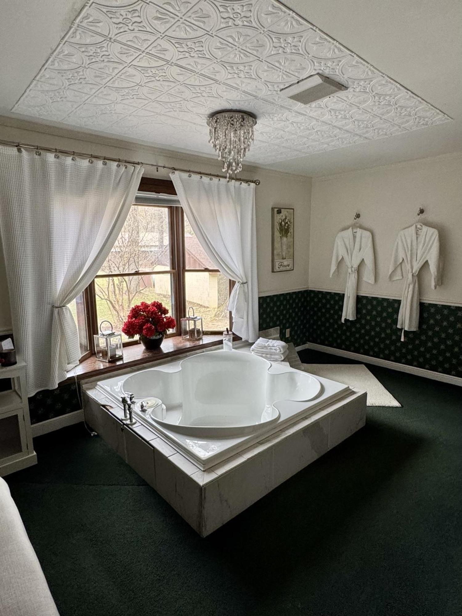 Otter Creek Eau Claire Altoona Bed & Breakfast ภายนอก รูปภาพ