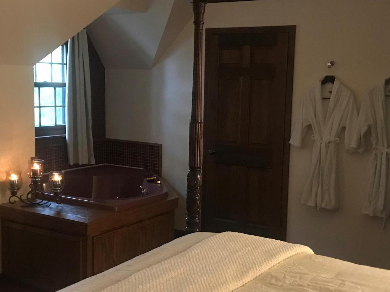 Otter Creek Eau Claire Altoona Bed & Breakfast ภายนอก รูปภาพ